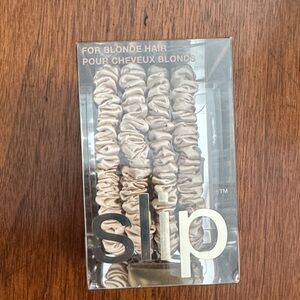 Slip Blonde Hair Silk Scrunchies